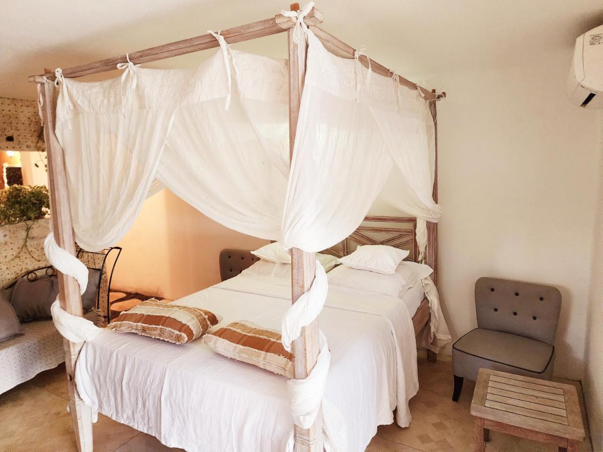 Perle Stone Studio- Bed And Breakfast Simpson Bay Kültér fotó